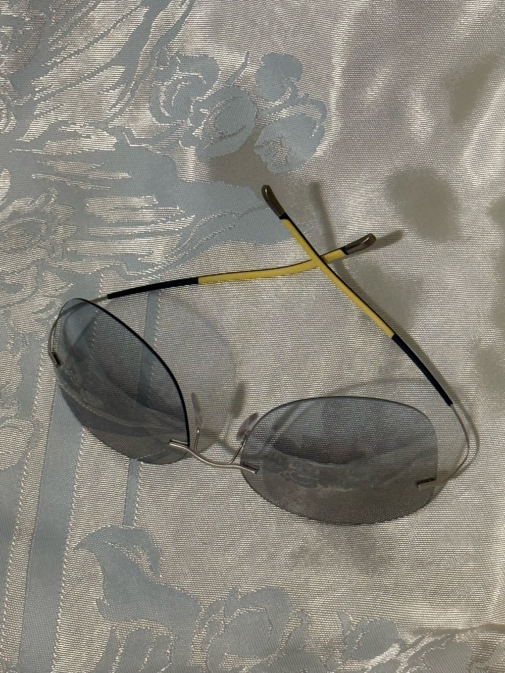 Silhouette Rimless Sunglasses and Hingeless with Yellow and Black Temples